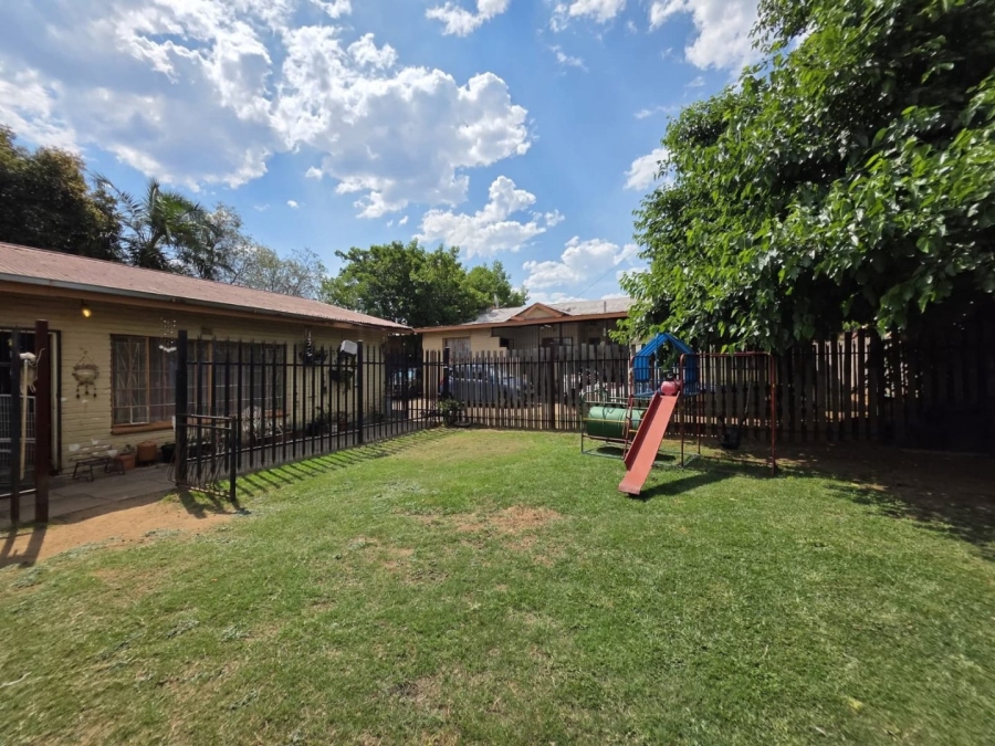 3 Bedroom Property for Sale in Witbank Ext 8 Mpumalanga