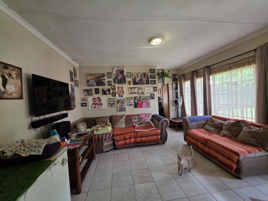 3 Bedroom Property for Sale in Witbank Ext 8 Mpumalanga