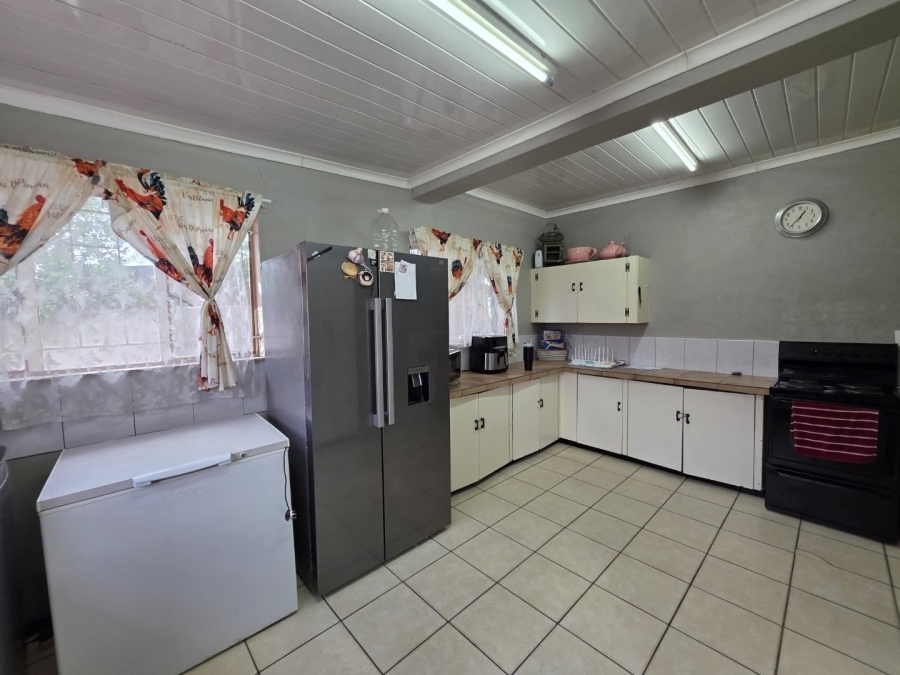 3 Bedroom Property for Sale in Witbank Ext 8 Mpumalanga