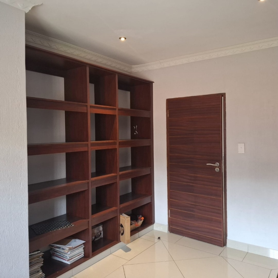 4 Bedroom Property for Sale in Elawini Lifestyle Estate Mpumalanga