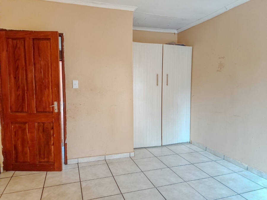 6 Bedroom Property for Sale in White River Ext 18 Mpumalanga