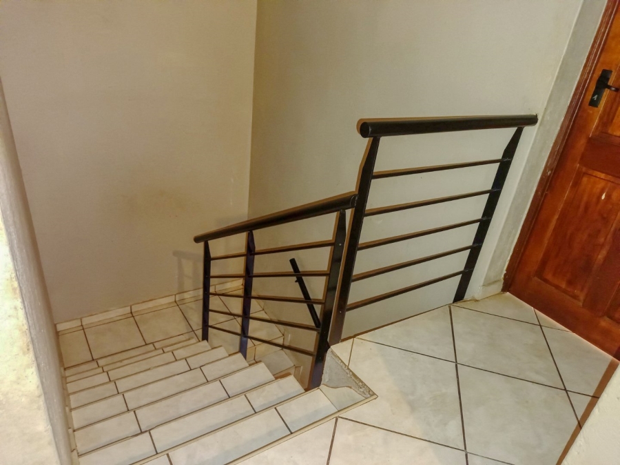 6 Bedroom Property for Sale in White River Ext 18 Mpumalanga