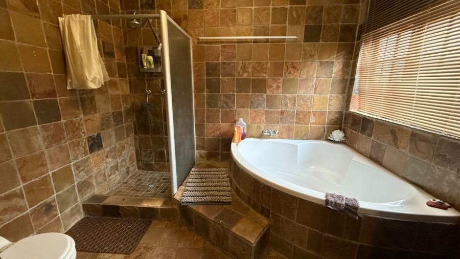 4 Bedroom Property for Sale in Kanonkop Mpumalanga