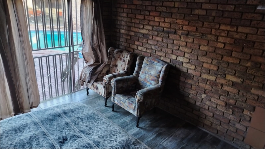 4 Bedroom Property for Sale in Witbank Ext 16 Mpumalanga