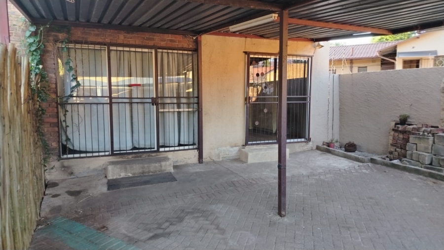 4 Bedroom Property for Sale in Witbank Ext 16 Mpumalanga