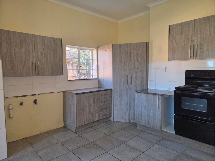 To Let 4 Bedroom Property for Rent in Standerton Mpumalanga