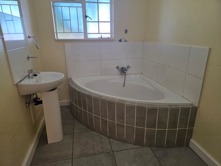 To Let 4 Bedroom Property for Rent in Standerton Mpumalanga