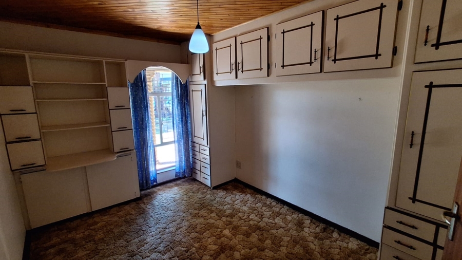 4 Bedroom Property for Sale in Kruinpark Mpumalanga