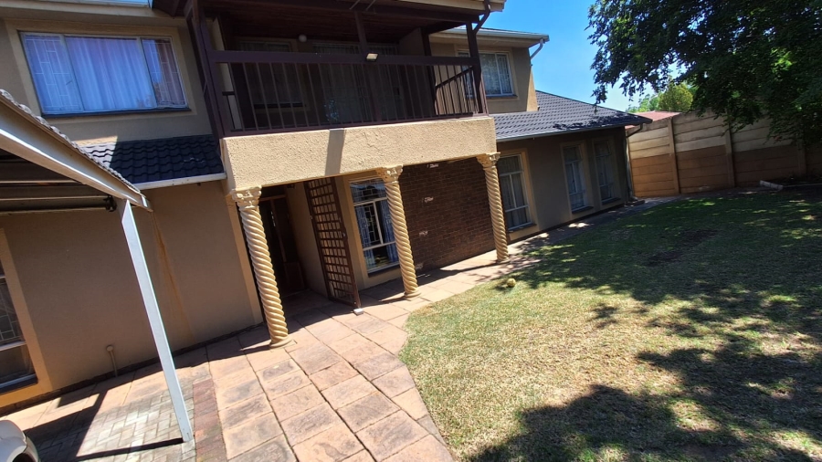 4 Bedroom Property for Sale in Kruinpark Mpumalanga