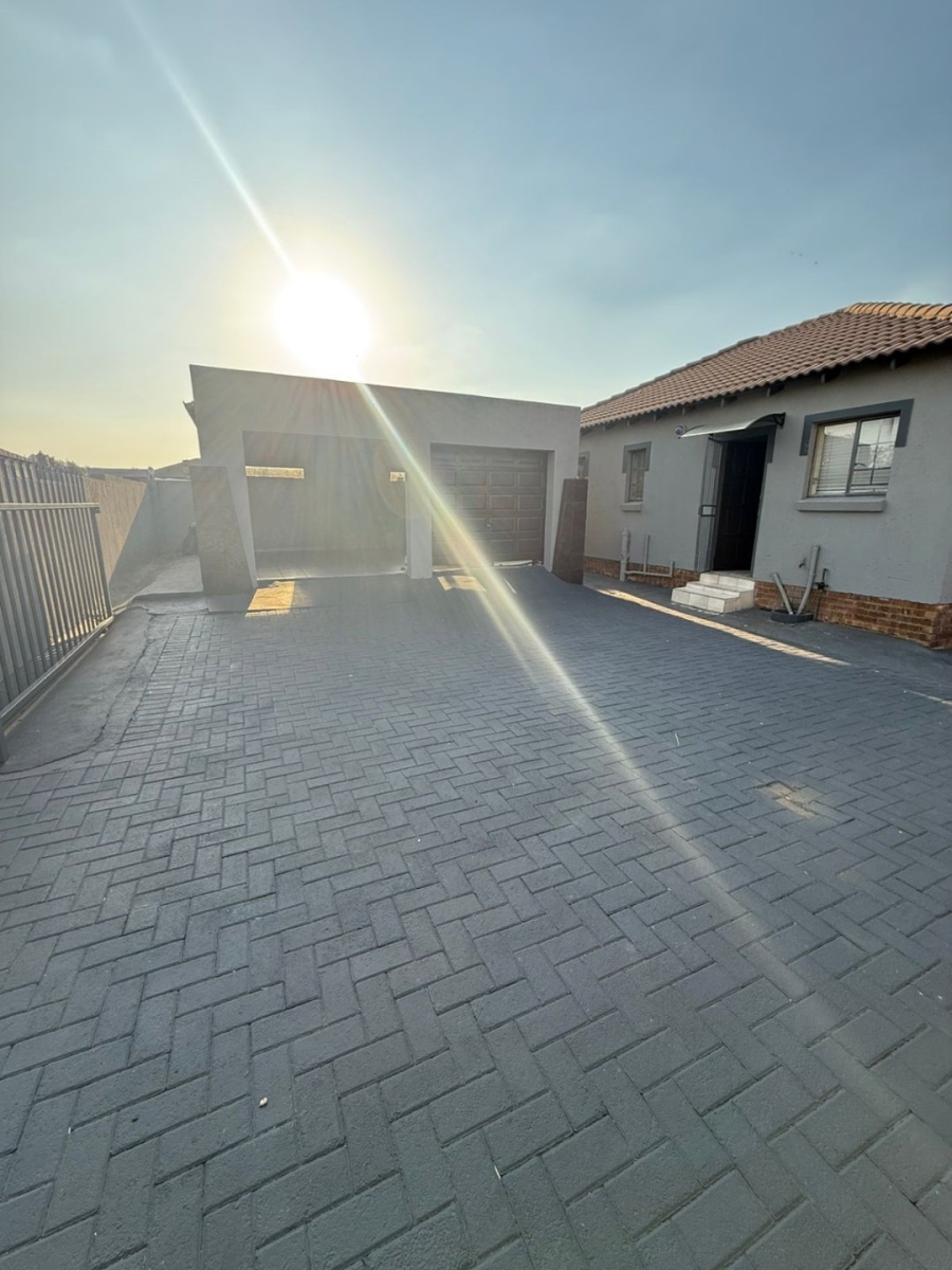 3 Bedroom Property for Sale in Ben Fleur Mpumalanga