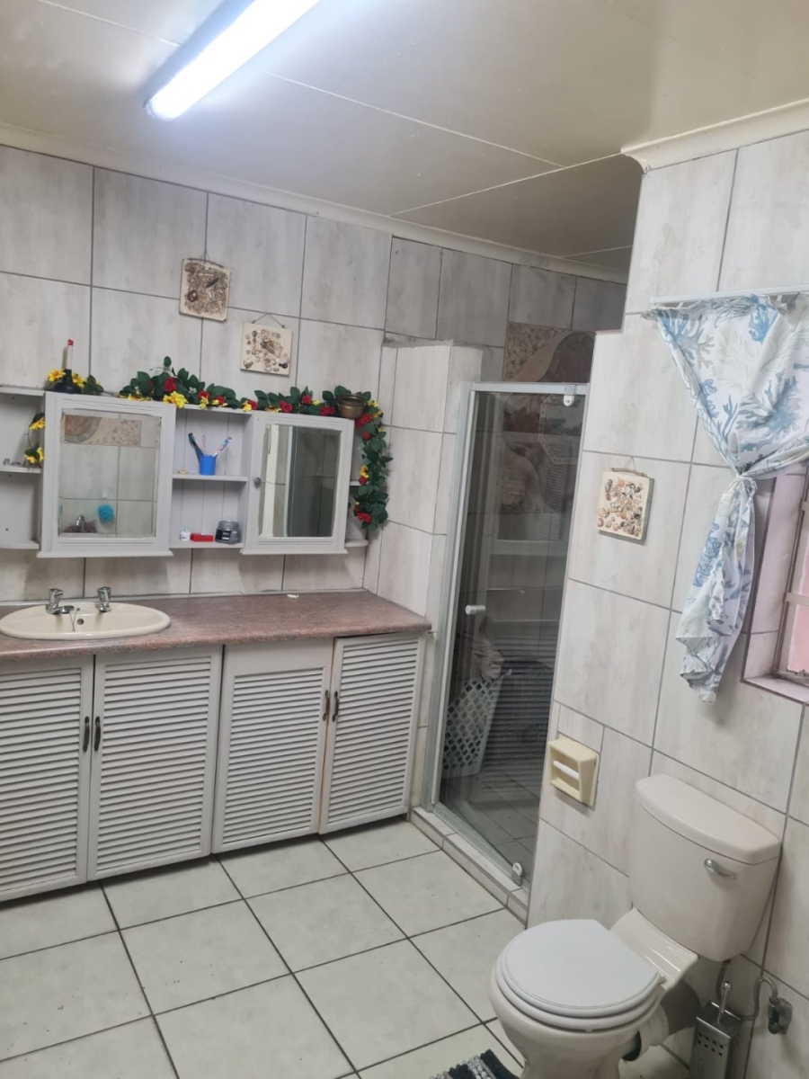 To Let 3 Bedroom Property for Rent in Model Park Mpumalanga