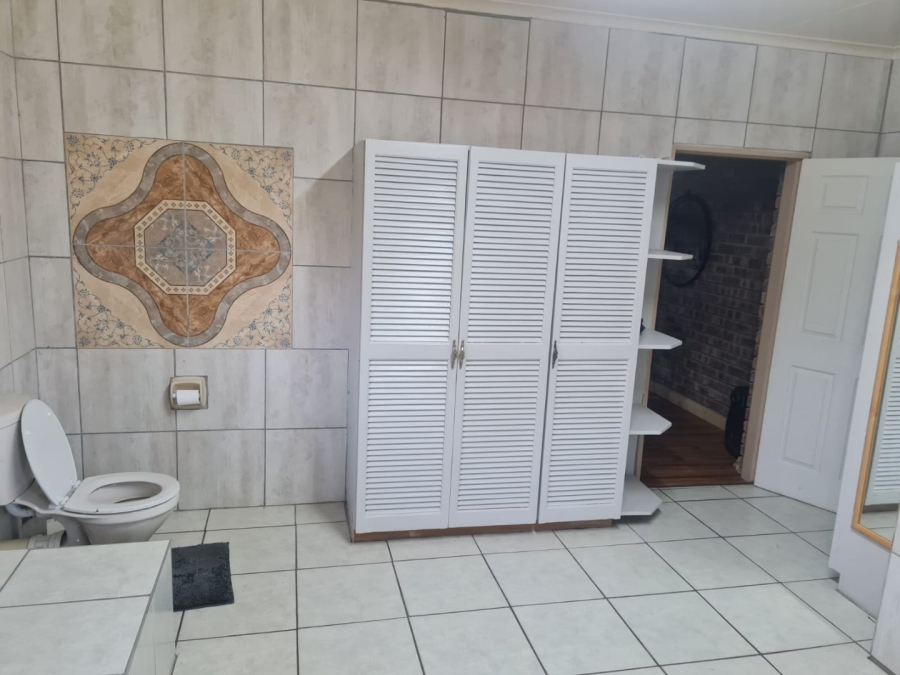 To Let 3 Bedroom Property for Rent in Model Park Mpumalanga