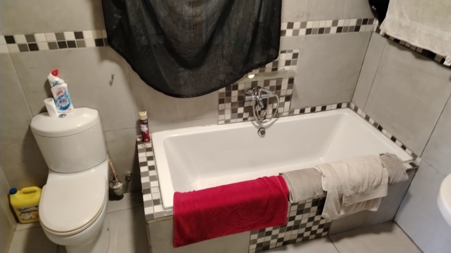 3 Bedroom Property for Sale in Witbank Ext 16 Mpumalanga