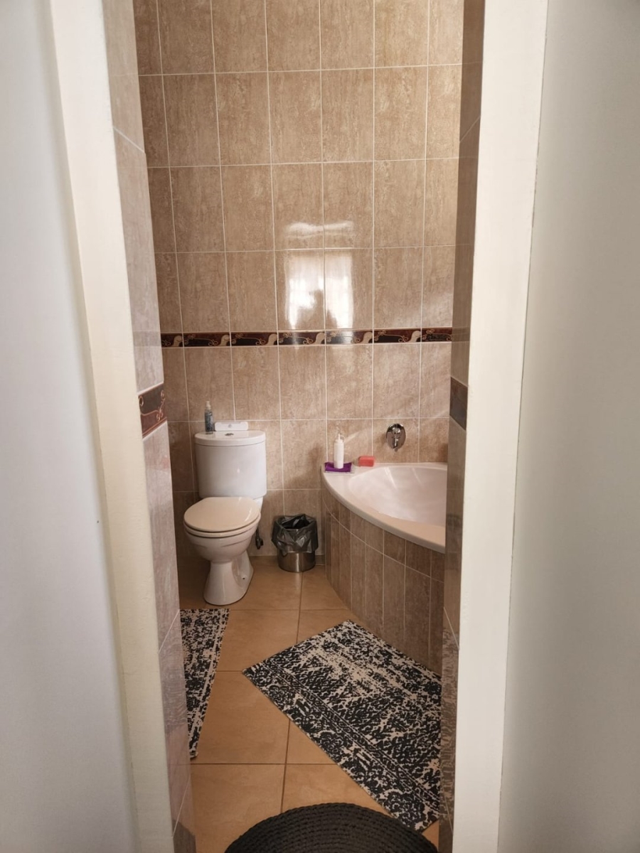 3 Bedroom Property for Sale in Volksrust Mpumalanga