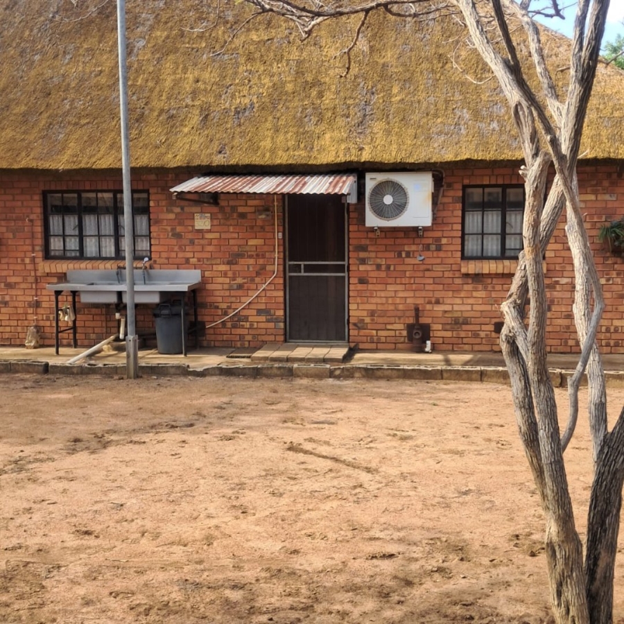 2 Bedroom Property for Sale in Marloth Park Mpumalanga