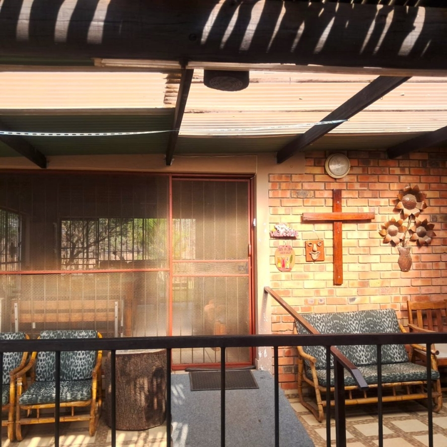 2 Bedroom Property for Sale in Marloth Park Mpumalanga