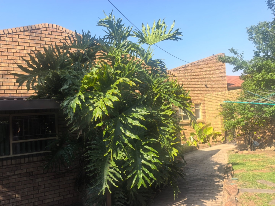 3 Bedroom Property for Sale in Die Heuwel Ext 4 Mpumalanga