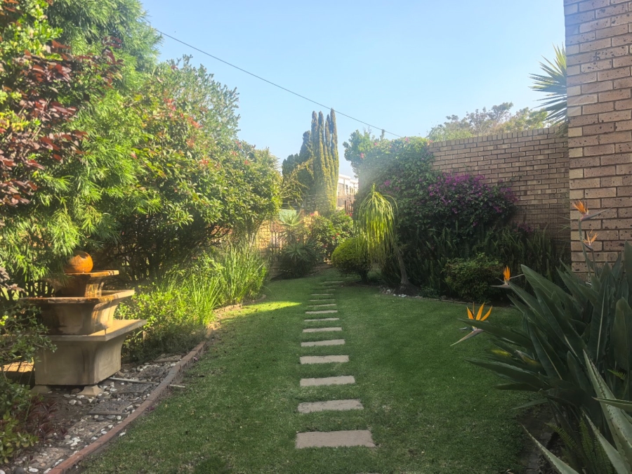 3 Bedroom Property for Sale in Die Heuwel Ext 4 Mpumalanga