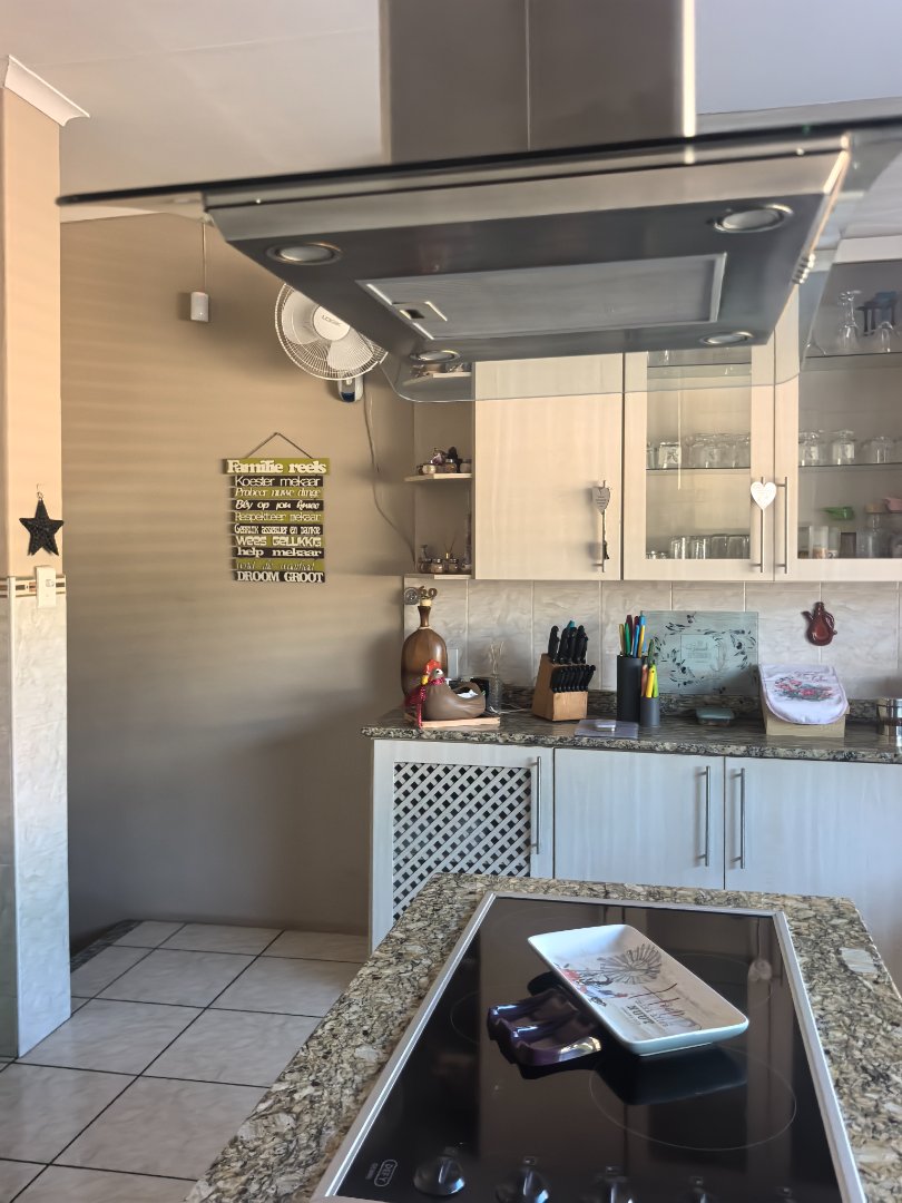 3 Bedroom Property for Sale in Die Heuwel Ext 4 Mpumalanga