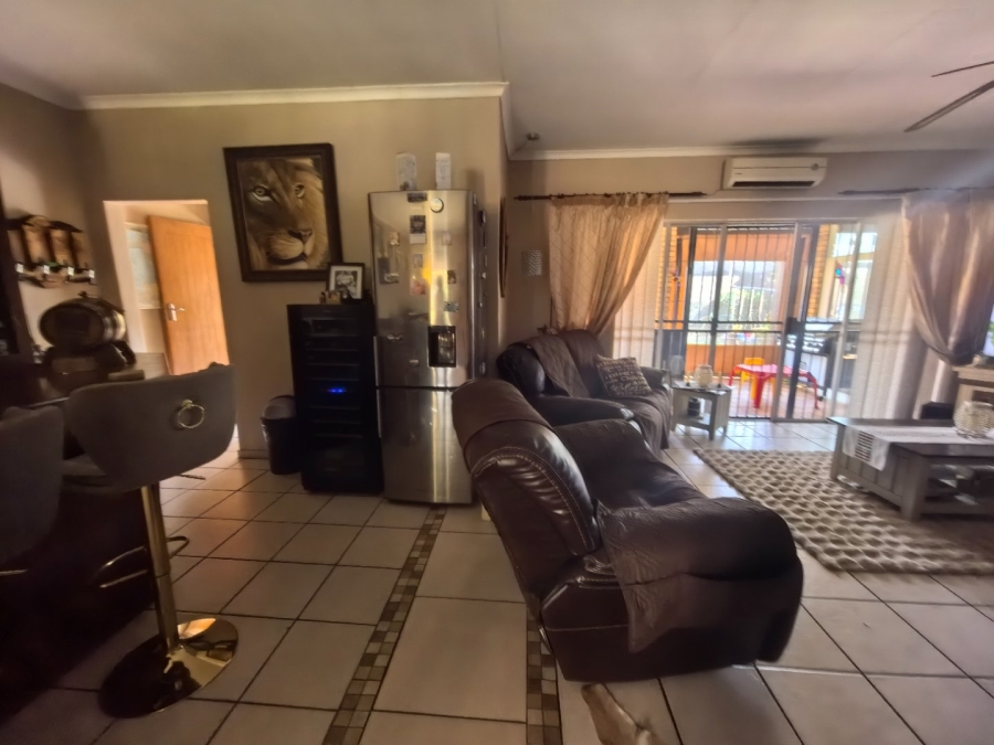 3 Bedroom Property for Sale in Die Heuwel Ext 4 Mpumalanga