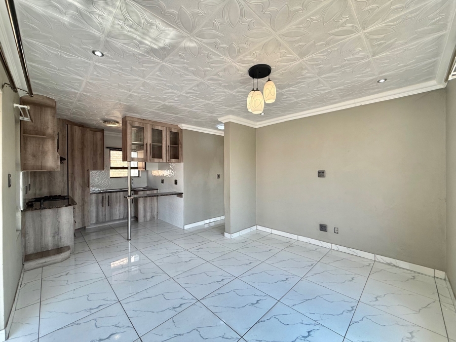 To Let 2 Bedroom Property for Rent in Eastdene Mpumalanga