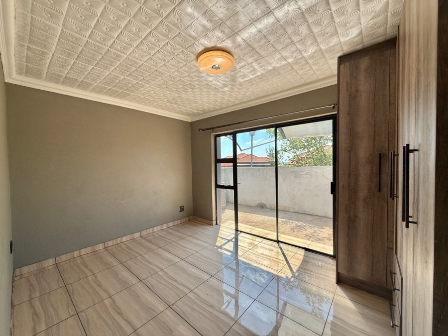 To Let 2 Bedroom Property for Rent in Eastdene Mpumalanga