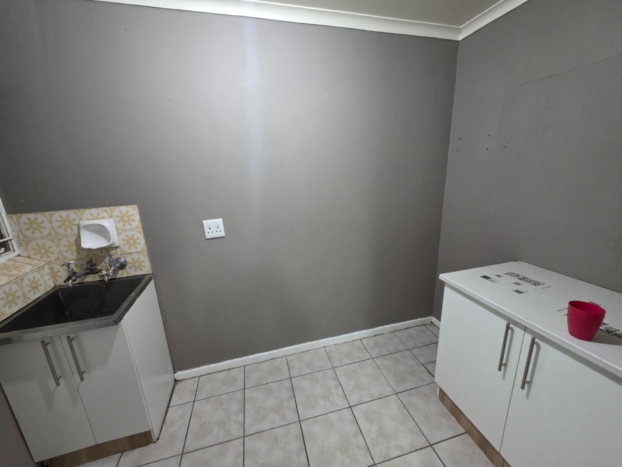 To Let 4 Bedroom Property for Rent in Kruinpark Mpumalanga
