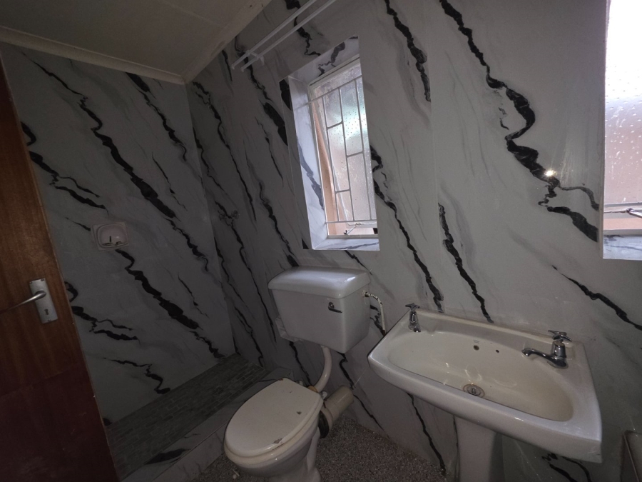 To Let 4 Bedroom Property for Rent in Kruinpark Mpumalanga