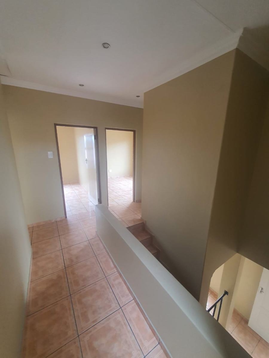 To Let 3 Bedroom Property for Rent in Reyno Ridge Mpumalanga