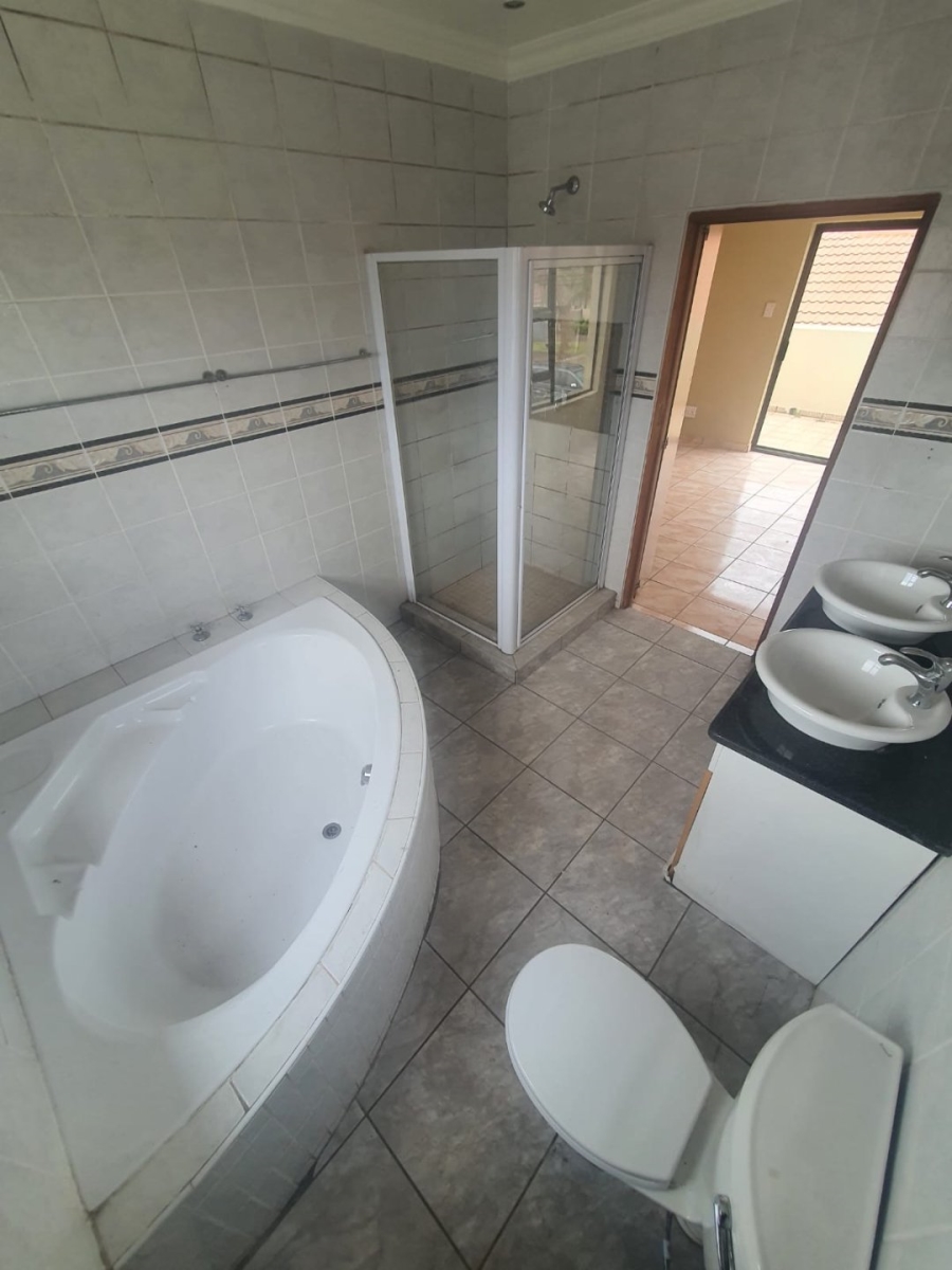 To Let 3 Bedroom Property for Rent in Reyno Ridge Mpumalanga