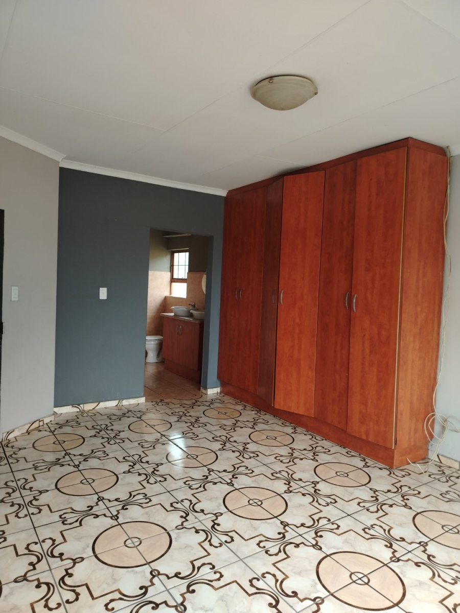 To Let 3 Bedroom Property for Rent in Model Park Mpumalanga