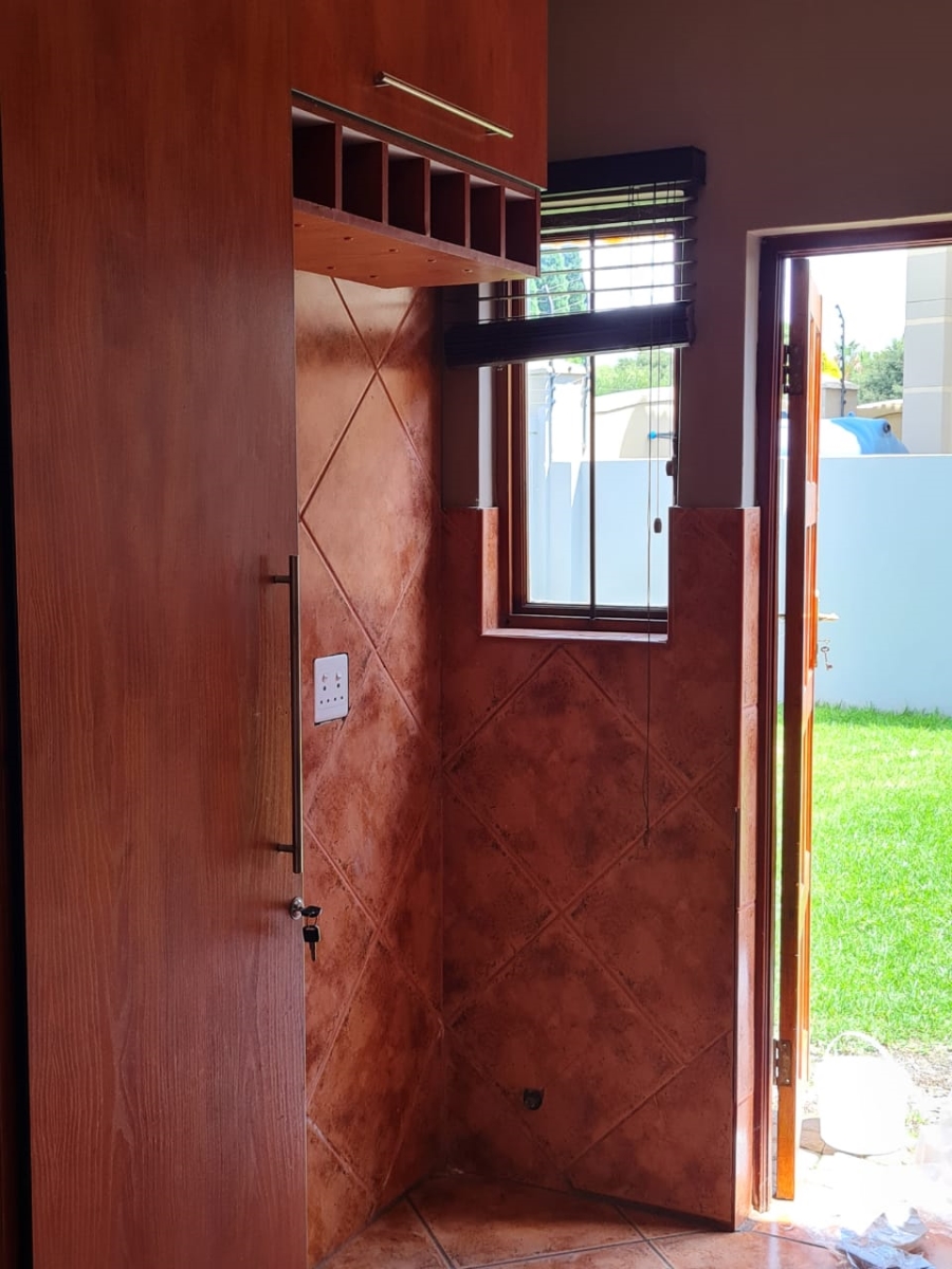 To Let 3 Bedroom Property for Rent in Reyno Ridge Mpumalanga