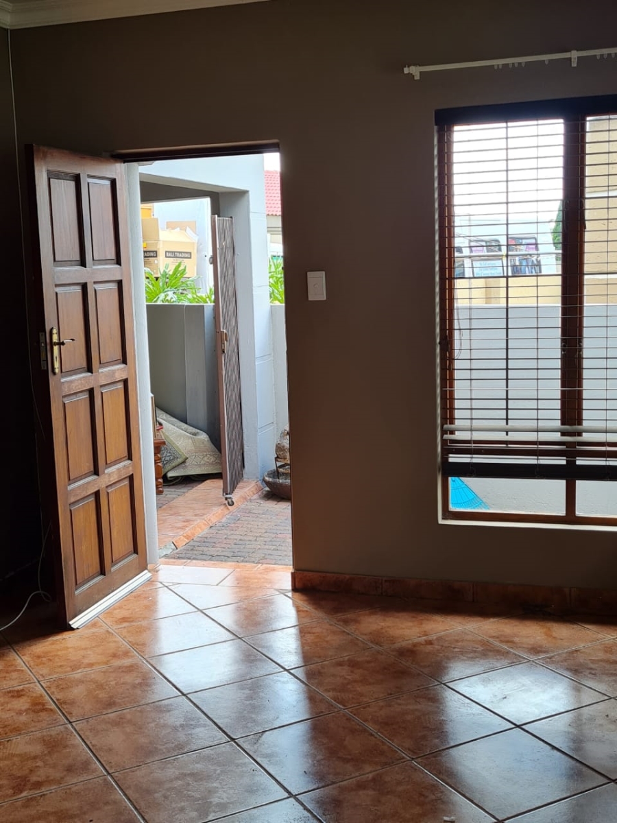 To Let 3 Bedroom Property for Rent in Reyno Ridge Mpumalanga