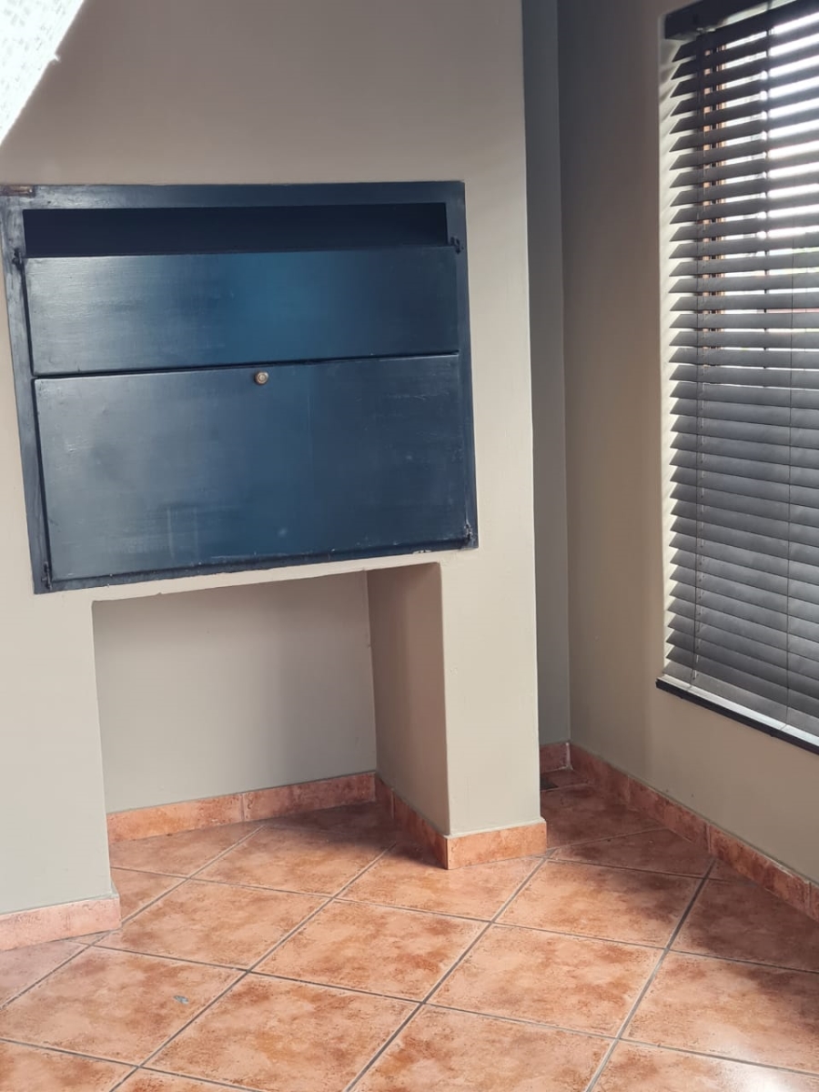 To Let 3 Bedroom Property for Rent in Reyno Ridge Mpumalanga