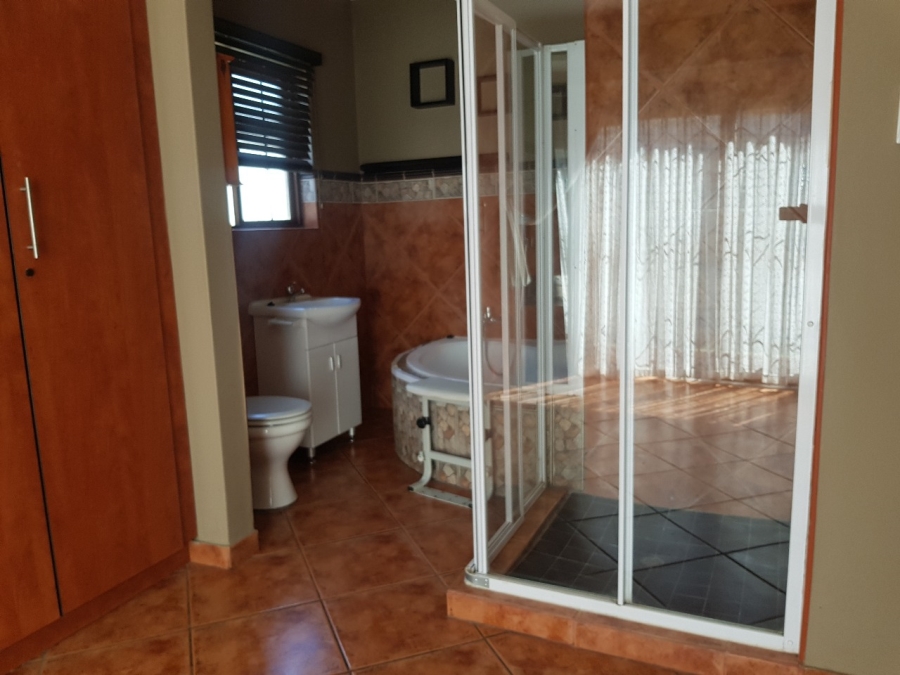 To Let 3 Bedroom Property for Rent in Reyno Ridge Mpumalanga