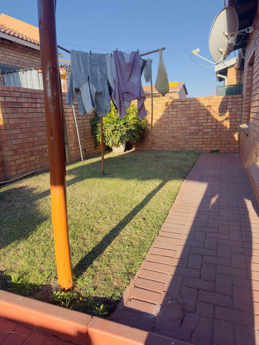 To Let 2 Bedroom Property for Rent in Tasbet Park Ext 1 Mpumalanga