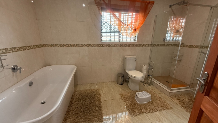 8 Bedroom Property for Sale in Aerorand Mpumalanga