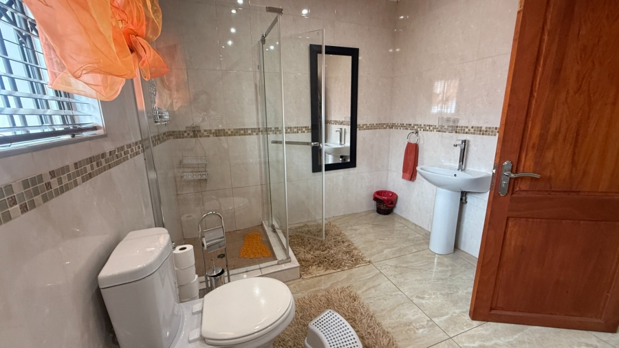 8 Bedroom Property for Sale in Aerorand Mpumalanga