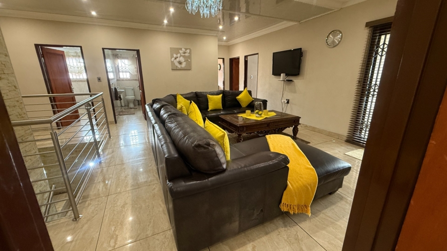 8 Bedroom Property for Sale in Aerorand Mpumalanga