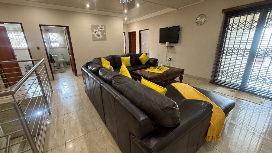 8 Bedroom Property for Sale in Aerorand Mpumalanga