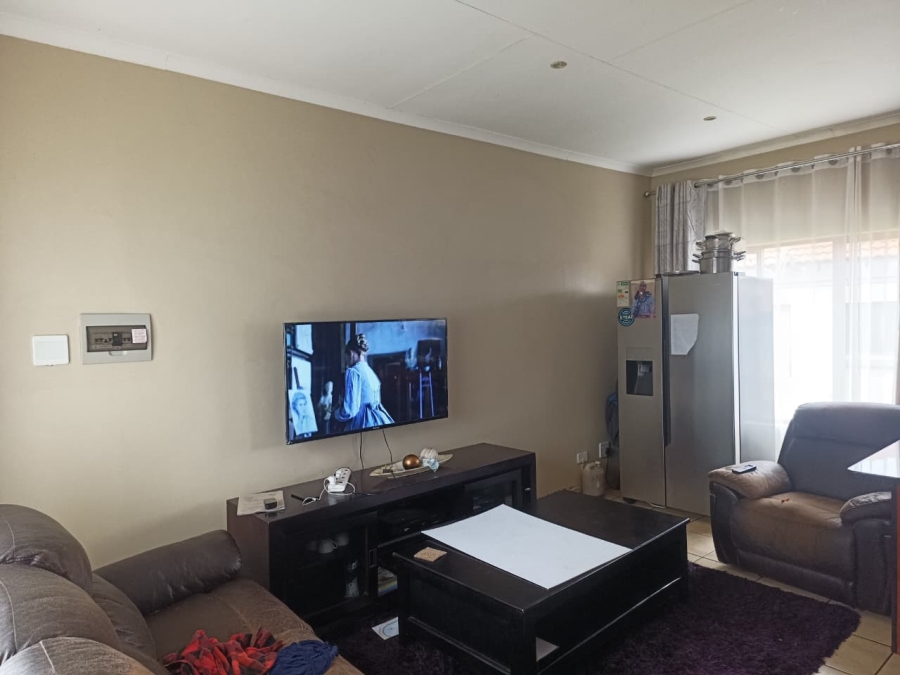 3 Bedroom Property for Sale in Jackaroo Park Mpumalanga