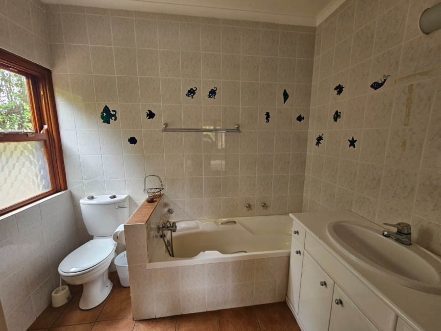 4 Bedroom Property for Sale in White River Country Estate Mpumalanga