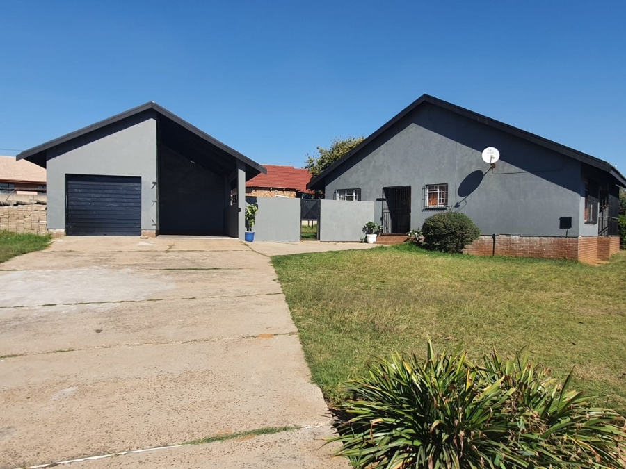 To Let 4 Bedroom Property for Rent in Duvha Park Mpumalanga
