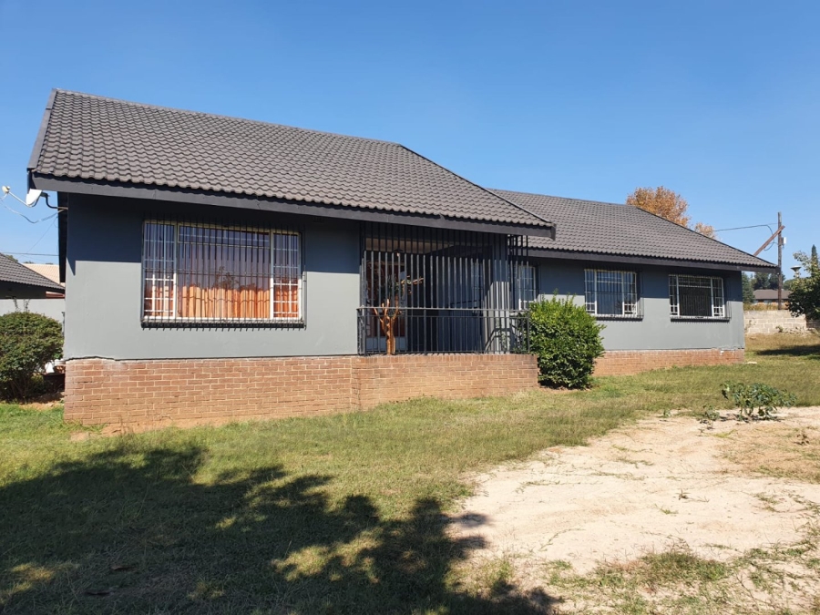 To Let 4 Bedroom Property for Rent in Duvha Park Mpumalanga