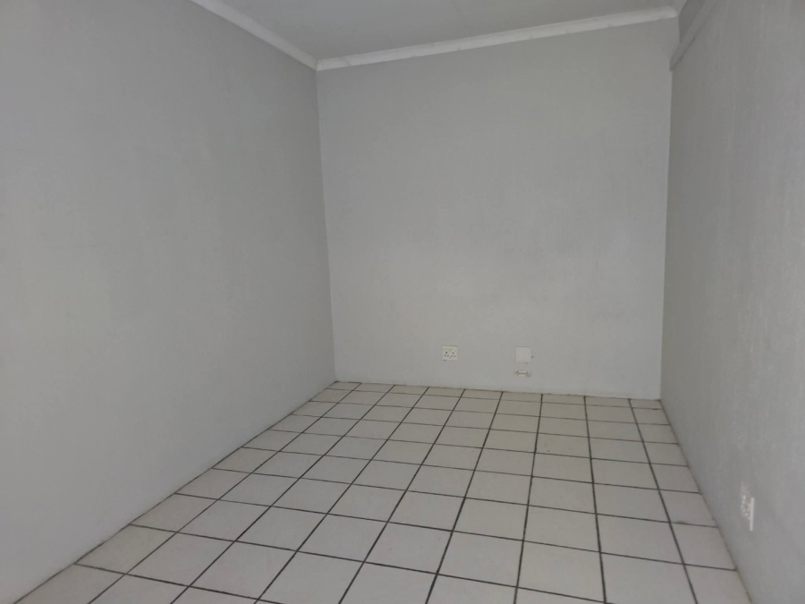 To Let commercial Property for Rent in White River Mpumalanga