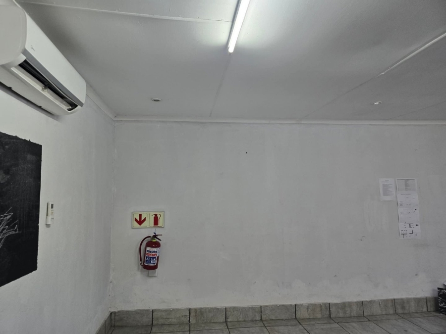 To Let commercial Property for Rent in White River Mpumalanga