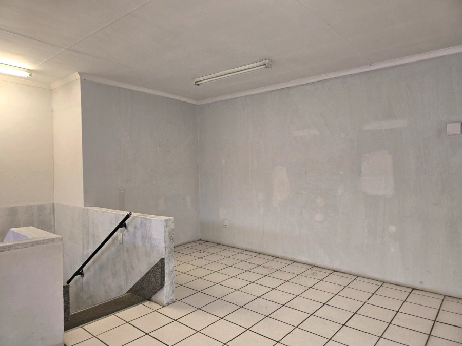 To Let commercial Property for Rent in White River Mpumalanga