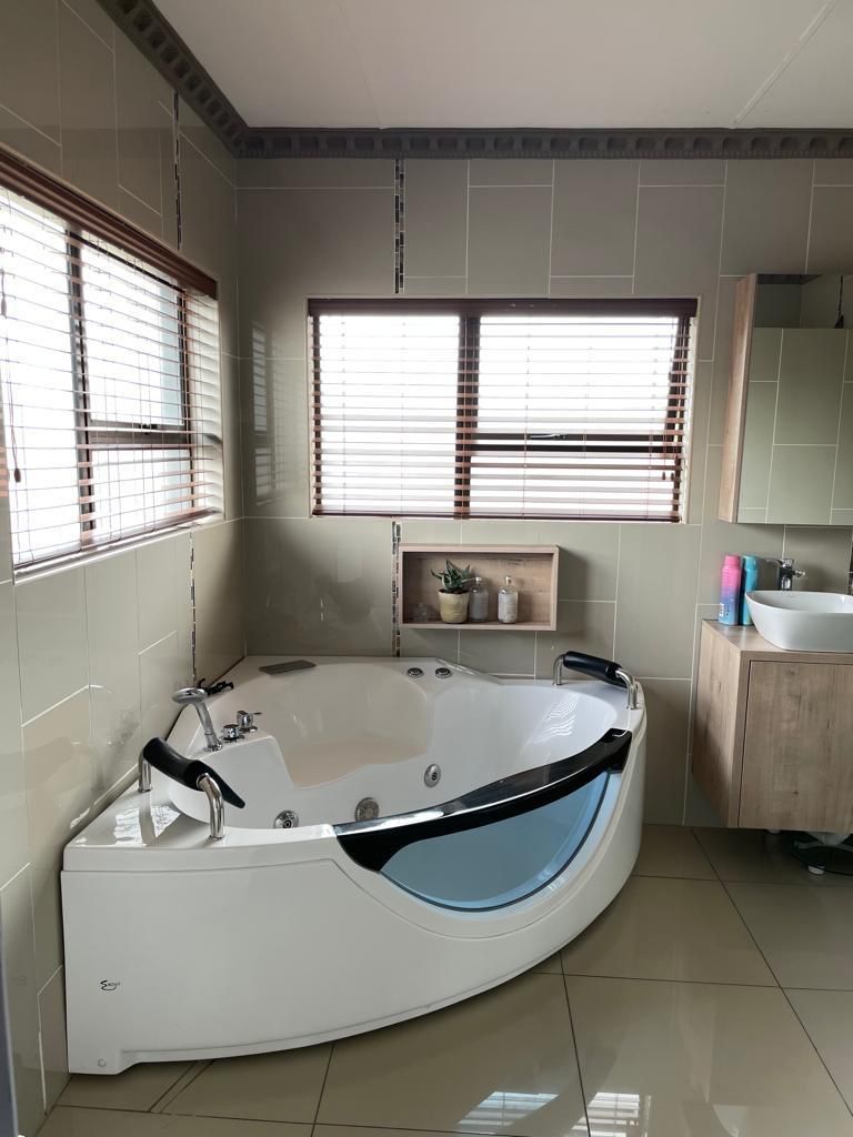 4 Bedroom Property for Sale in Bankenveld Mpumalanga