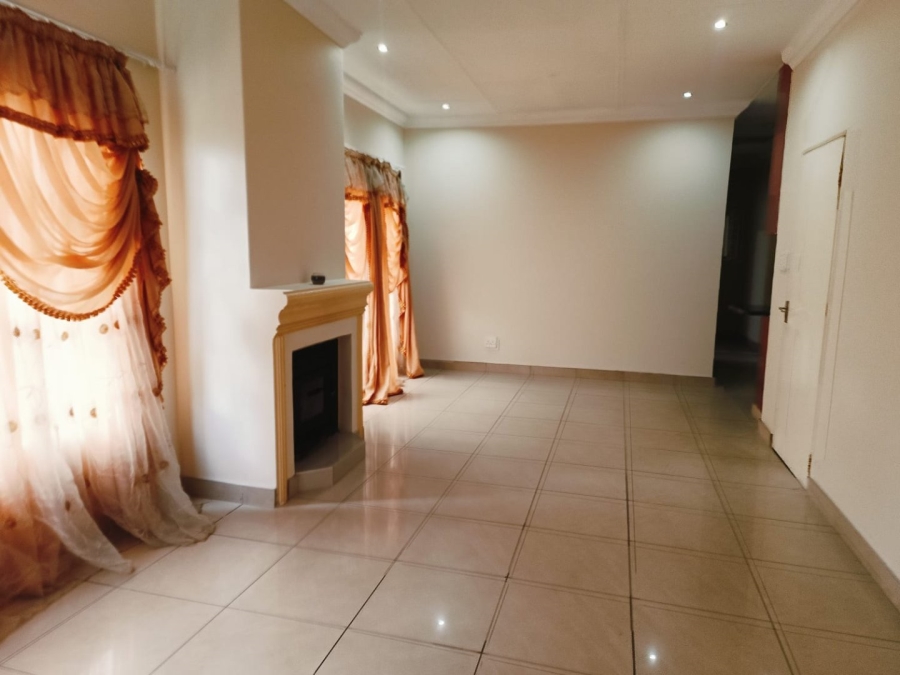 2 Bedroom Property for Sale in Reyno Ridge Mpumalanga