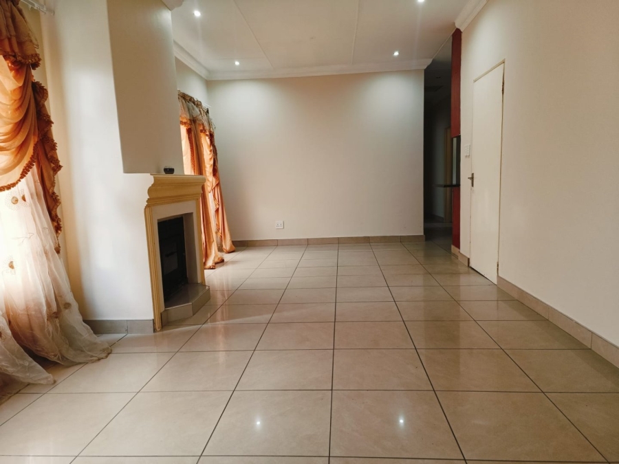 2 Bedroom Property for Sale in Reyno Ridge Mpumalanga